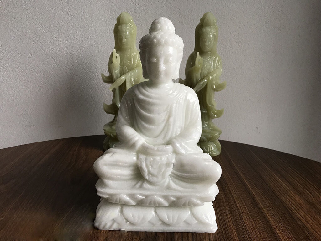 Mẫu tượng Phật A Di Đà nhỏ bằng đá